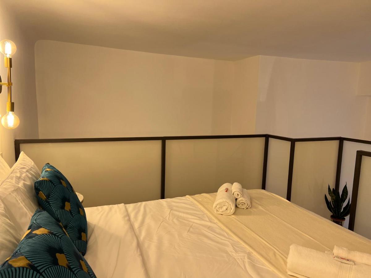 Apartamento Regina Milano In Porta Romana 2 - Sky Tv, Wifi E Breakfast Box Exterior foto