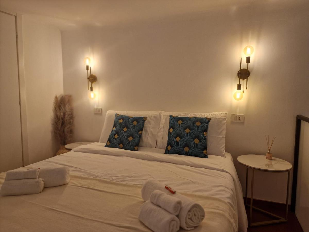 Apartamento Regina Milano In Porta Romana 2 - Sky Tv, Wifi E Breakfast Box Exterior foto