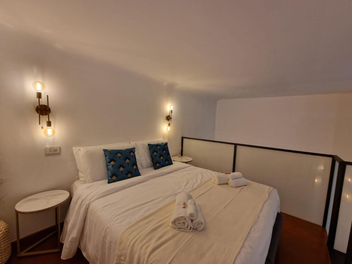 Apartamento Regina Milano In Porta Romana 2 - Sky Tv, Wifi E Breakfast Box Exterior foto